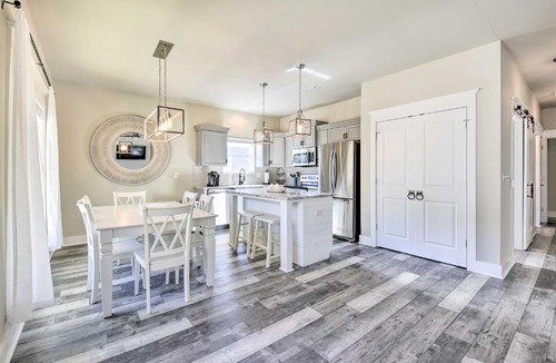 Santa Rosa Beach House | Modern Santa Rosa Beach Retreat w/Yard & Patio!