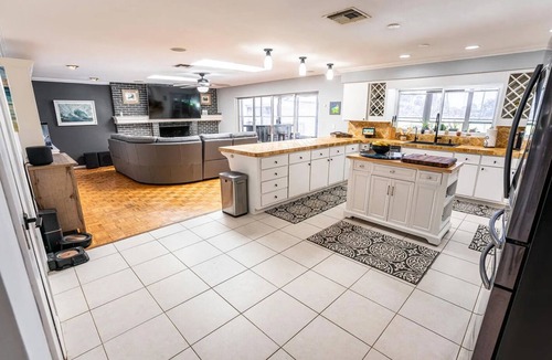 Aqua Golf House | Modern & Spacious Pool/Golf/Beach House in New Smyrna Beach