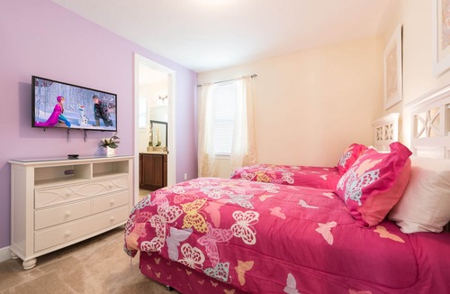 West Kissimmee Resort | Modern|Spacious|10br|Sleeps 20|10mintoDisney|PrivatePool|Villa