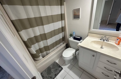Jupiter Condo | Modern Sunny & Cozy Waterfront Gem ~ Walk to Beach ~ Pool with Dock