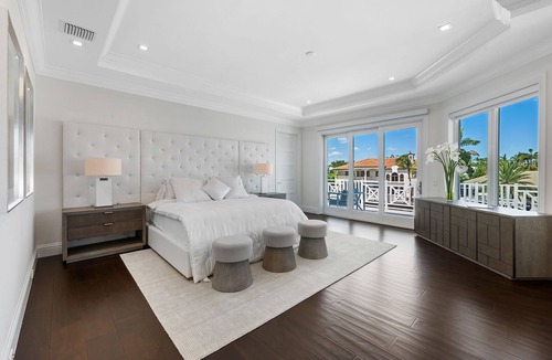 Coral Ridge House | Modern Waterfront Villa