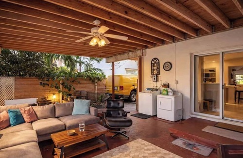 The Roads House | Modest, Simple house in Brickell/Miami with PRIVATE POOL