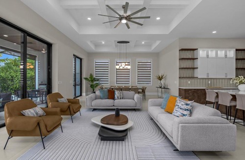Central Naples Villa | Morningside Luxury Escape with Heated pool & Office place