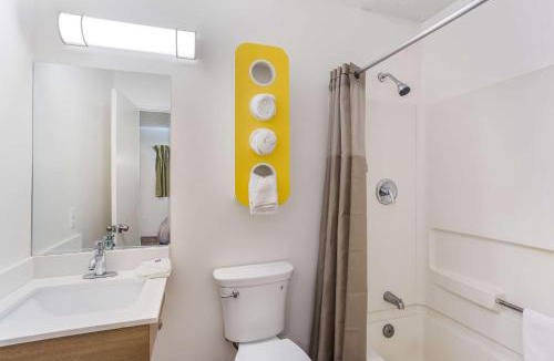 Southside Hotel | Motel 6-Jacksonville, FL - South