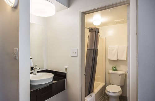 Somers Point Hotel | Motel 6 Somers Point, NJ - Ocean City - Wild Wood Beach