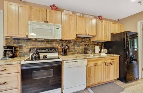 Boyne Falls Villa | Mountain Villa 335E - Just Behind Boyneland Lift | Ski-In/Out