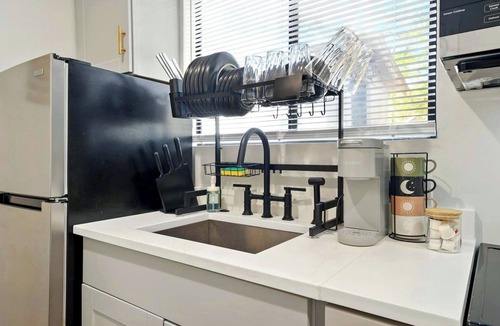 Murray Hill Apartment | Murray Hill Gem w/Kitchen, AC & Self Check-In