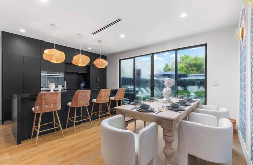 Buena Vista House | Mykonos Luxe, Pool, BBQ, Gated, Design District