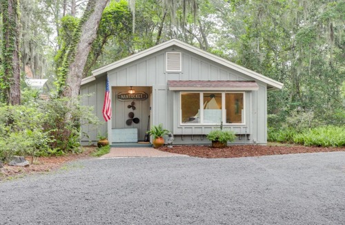 Fernandina Beach Apartment | 'Nantucket Cottage' w/Fishing Dock + Sunsets