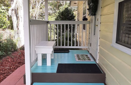 Nobleton Cottage | NATURE LOVERS' RETREAT! RELAX - EXPLORE AT YOUR RIVERSIDE DOOR.