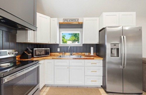 Apalachicola House | Nautigull- A Fisherman's Delight