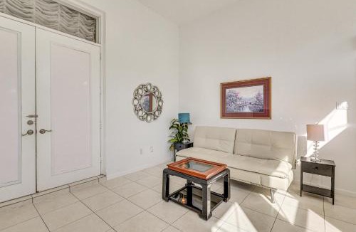 Ruskin Apartment | Near Apollo Beach! Bright Apt w/Essentials