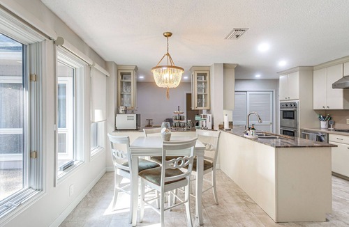 Saint Simons Island House | Near Beach! St Simons Island Gem in Golf Community