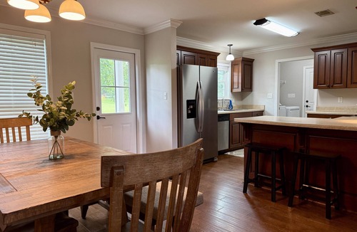 Albany House | Near Fishing, Parks & More – Leesburg Escape 4BR, 2 BA Home