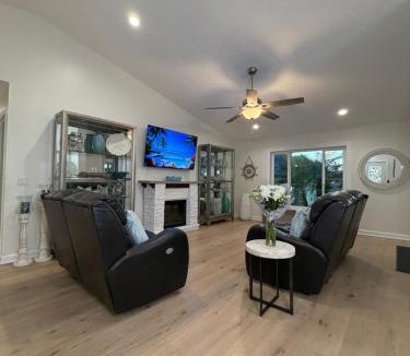 Titusville House | Near KSC - Peaceful Spacious Home for 6 - Fully Stocked Kitchen and Coffee Bar