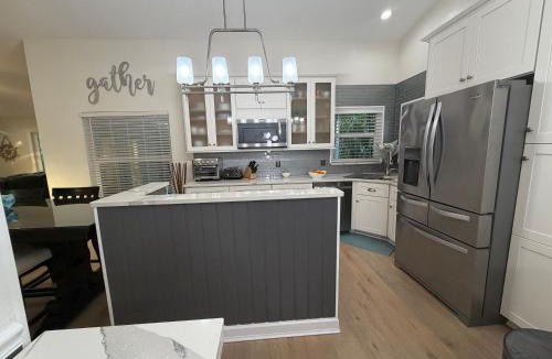 Titusville House | Near KSC - Peaceful Spacious Home for 6 - Fully Stocked Kitchen and Coffee Bar