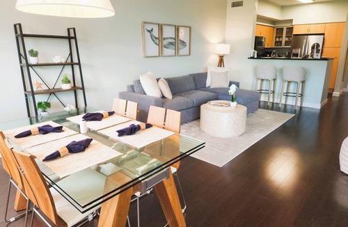East Ocean Ave Condo | Nestled on the Intracoastal 1BR Minutes to Beach