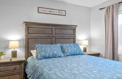 Boiling Springs House | New build duplex-sleeps 6! Pet friendly!