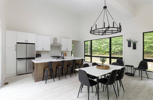 Empire House | New Build Modern Cabin in Glen Arbor close to downtown Glen Arbor and Empire