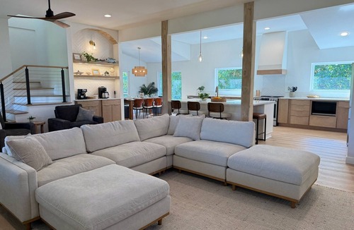 North Captiva House | NEW! CORAL CASTAWAY LUXURY HOME PRIVATE HEATED POOL & 2 GOLF CARTS