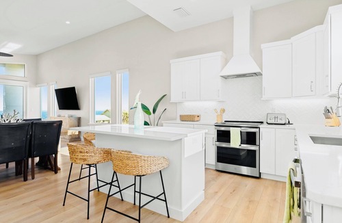 Wilbur-By-The-Sea House | NEW Directly Across from Beach with Pool