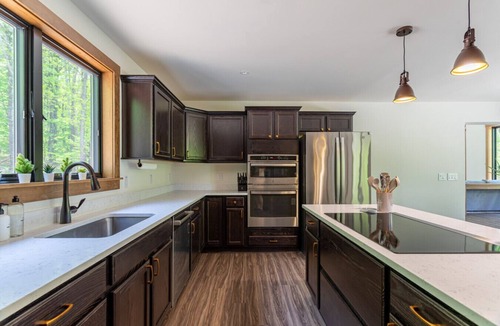 Catskill House | NEW: Gorgeous Grand Chalet w/Hot Tub & Views