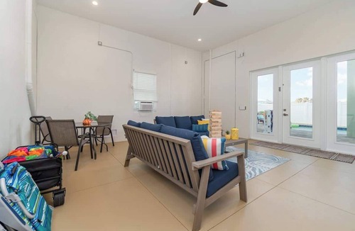 Mid Island House | NEW Gulf View Villa 6 Bed 6 Bath Heated Pool!