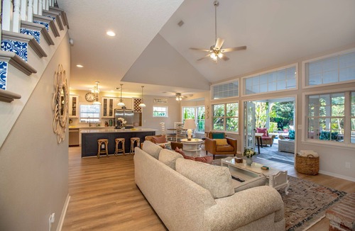 Bradenton House | New! Heated Pool, Spa, Firepit 3 Kings Culinary Kitchen