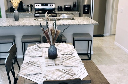 Mariner House | New house! Special promo for 1+ week rental, 5% off, 1+ month rental 11% off!