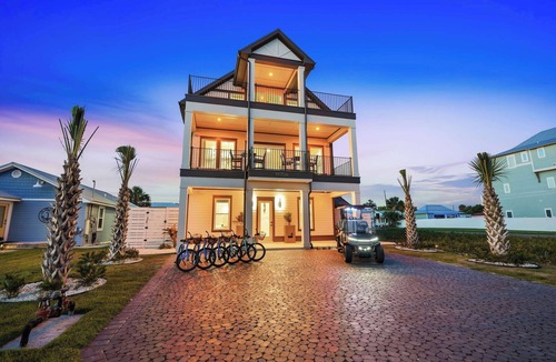 Laguna Beach House | NEW Laguna Serenity | 7BR Gulf Front | Pool | LSV/Bikes