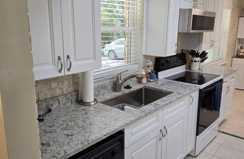 Dunnellon House | New listing Pet friendly home with Rainbow River access via private comm. park