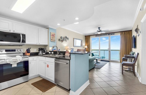 Panama City Beach Condo | New Listing! Beachfront Suite with Private Parking!