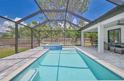 Bonita Springs House | New Remodeled and Quiet 4 bed pool home by Coconut Point - Close to Beaches!