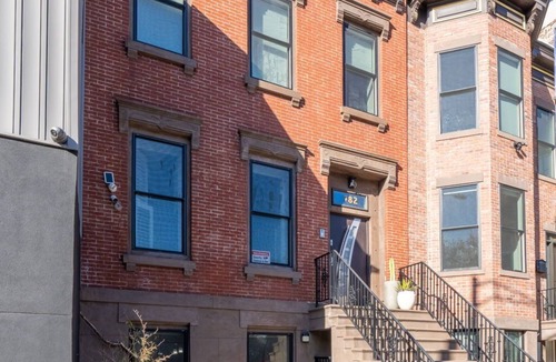 Bergen Apartment | New Spacious Modern Home, Easy NYC Access