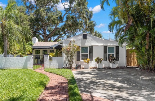 New Suburb Beautiful House | NEW Sunset Serenity - South Tampa Home With Pool