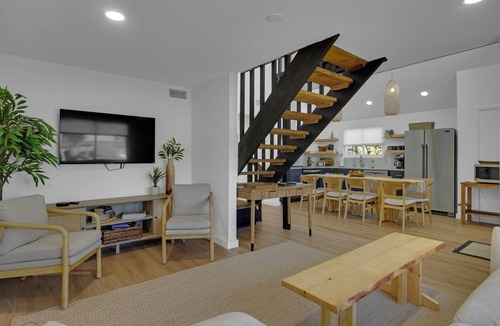 Terrace Park House | New, Walk To Busch Gardens, Entertaining Backyard Space