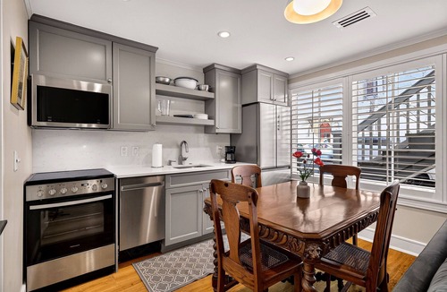 Historic Downtown Savannah Apartment | Newly Built Executive Rental in Heart of Historic District by Lucky Savannah