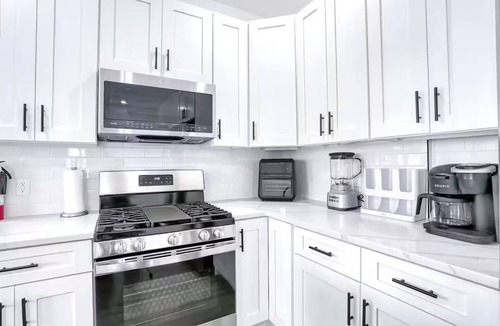 Passaic House | NEWLY Built Lake House nearNYC/EWR/MetLife/AD Mall