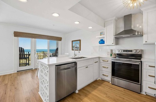 Ocean Cay Condo | Newly remodeled oceanfront condo steps to the beach