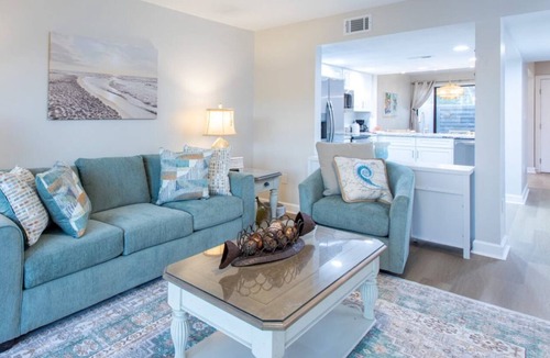 Sandestin Villa | Newly remodeled! EVERYTHING NEW !FREE GOLF CART! Lake view! Fish right out back!
