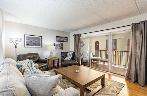 Daytona Beach Shores Condo | Newly remodeled, fully furnished, 3-bed/2 bath condo with direct ocean access