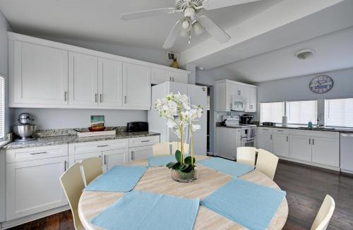 New Port Richey Apartment | Newly Remodeled Home 1 Mi to Dtwn New Port Richey