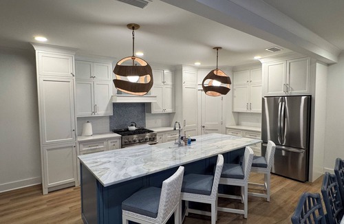 Saint Simons Island House | Newly Renovated Oceanfront Luxury Home - Pool, Putting Green & Steps to Village!