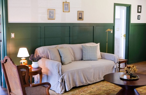Fort Myers River District House | Newly Renovated Vintage Modern House Downtown!