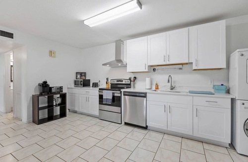 Tallahassee Condo | Newly renovatedTraditional Tally Charm 1 Mile From FSU Stadium