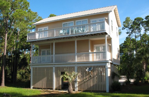Port St. Joe House | Newly Updated Indian Pass Beach House with Pool & Beach Boardwalk