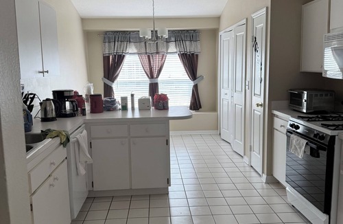 Sterling Ranch House | Nice 4-bedroom house with AC in charming Brandon/Tampa area