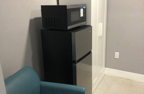 Pinellas Park Apartment | Nice New Studio 1 with New AC in Pinellas Park