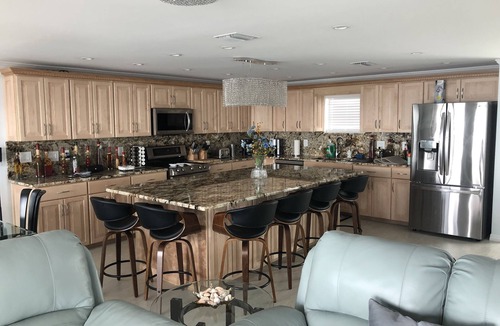 Cutthroat Harbor Estates House | Night jasmine oceanfront vacation house
