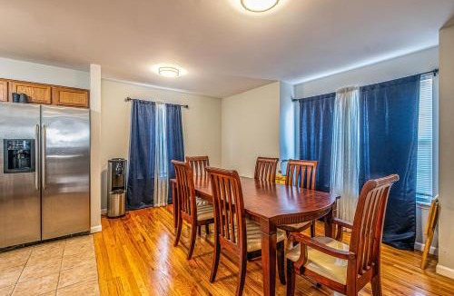 Forest Hill Apartment | NJNY Retreat